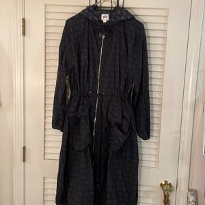 Fabletics Yitty Headliner Balloon Trench Black Gray Lightweight Drawstring Rain